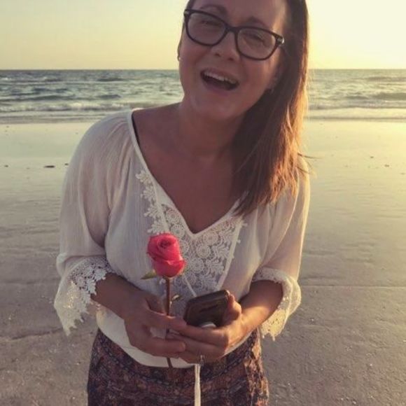 Meet your Posher, Deanna - Picture 1 of 1